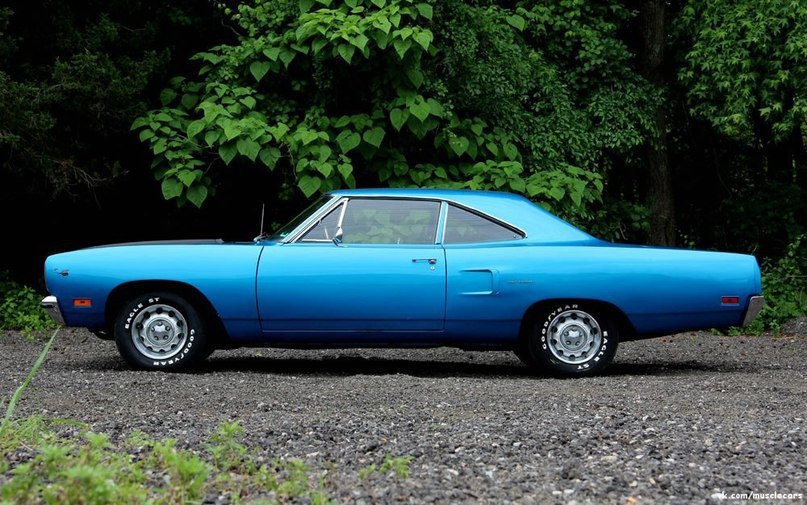 1970 Plymouth Road Runner - 2