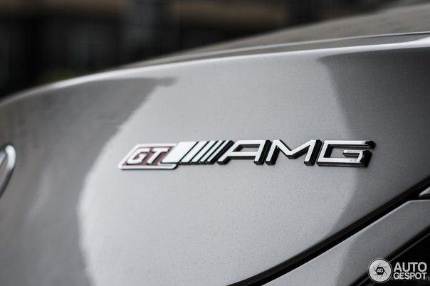 Mercedes-Benz SLS AMG GT - 7