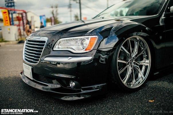 Chrysler 300C. - 3