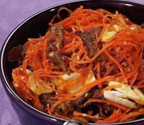 Корейская морковь с мясом.135ккал на 100грИнгредиенты:На 2 порции:400 г филе свинины3 большие ...