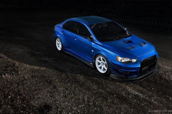 Mitsubishi Lancer Evolution X  Subaru Impreza WRX STi. - 2