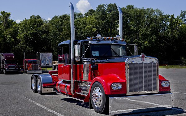 Kenworth W900