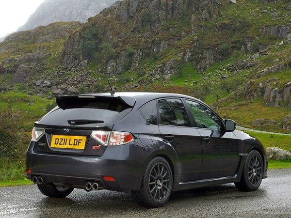Subaru Impreza Cosworth STi CS400 '10.Двигатель: H4 2457 см ТурбоМощность: 395 л.с.Крутящий момент: ... - 7