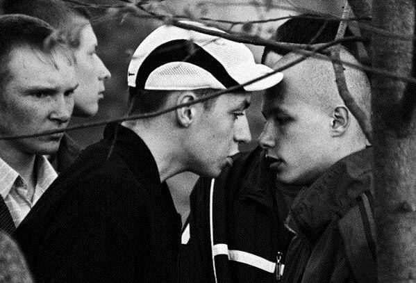 Слишком много людей, которые пока в ебло не получат, нихуя не понимают.