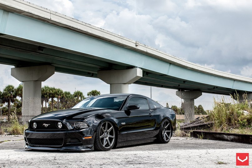 Ford Mustang 5.0 - 3