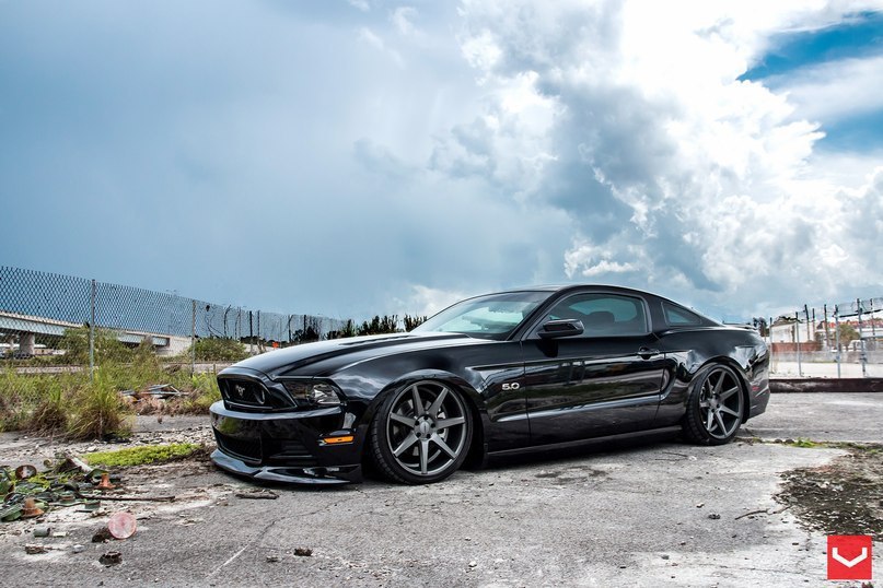 Ford Mustang 5.0 - 5