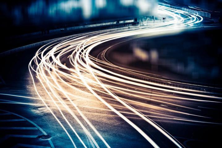 Австрийские ученые нашли замену Wi-Fi.Носителем данных выступили световые лучи, закрученные по ...