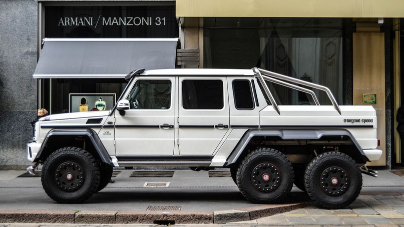 Mercedes Benz G63 AMG