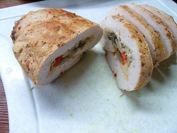 Куриные рулетики с грибами.Вкусное и лёгкое, праздничное блюдо, которое обязательно украсит ваш ... - 9