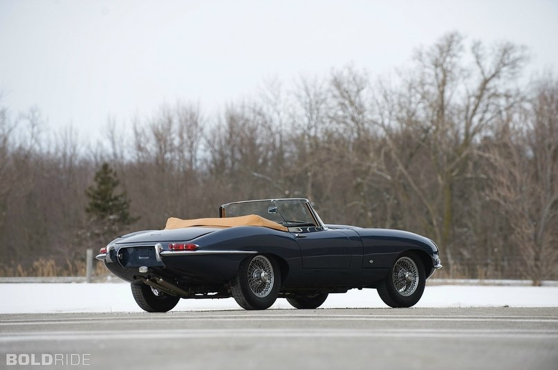 1961 Jaguar Series 1 E-Type Roadster. - 4