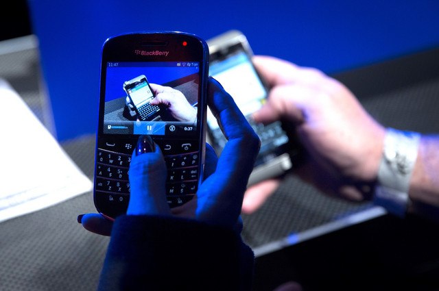   BlackBerry     ...