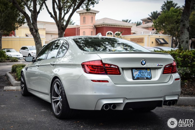 BMW M5 F10 - 2