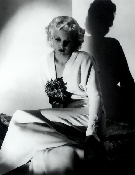 Old Ladies Photos - 79