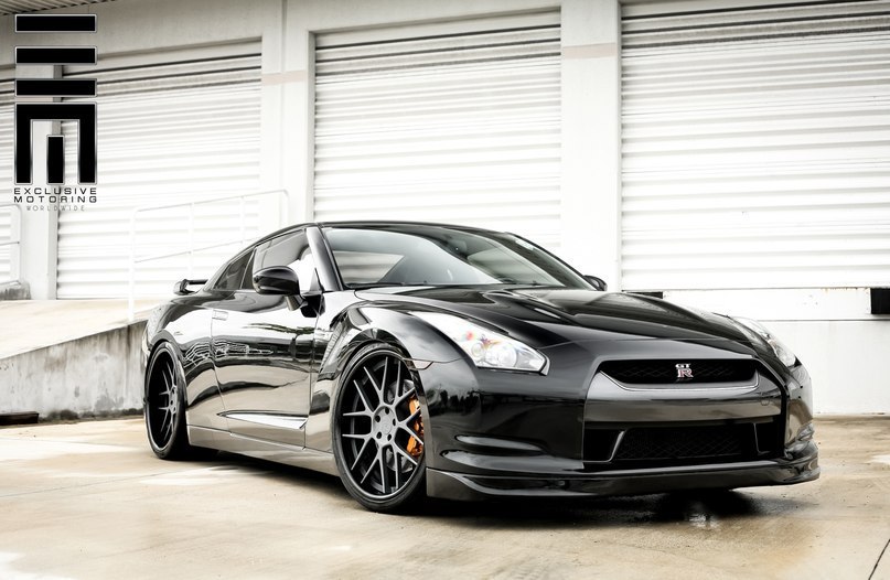 Nissan GT-R. - 2