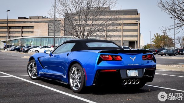 Chevrolet Corvette C7 Stingray Convertible - 6