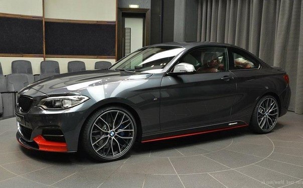 BMW M235i M Performance