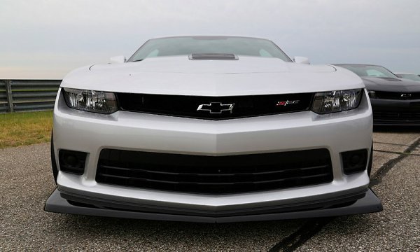 Chevrolet Camaro Z/28.: 7.0L V8: 500 .. : 637   : ... - 2