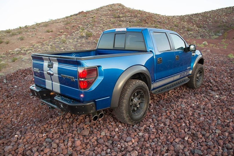 Shelby SVT Raptor 700 hp - 3