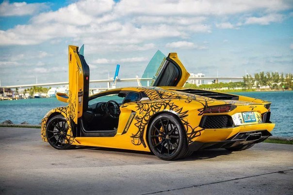 Lamborghini Aventador Art by Alexander Mijares. - 2