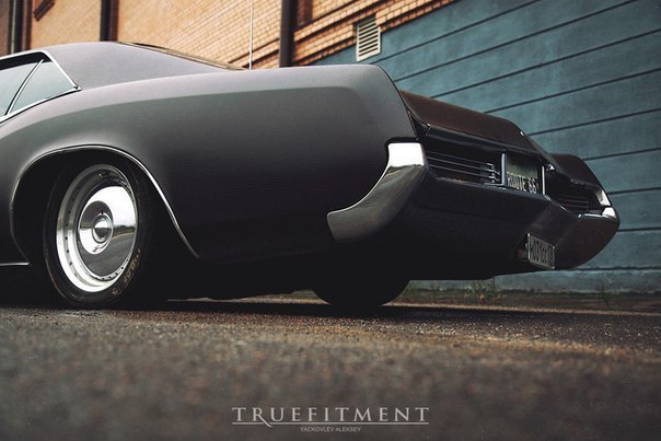 Buick Riviera - 6