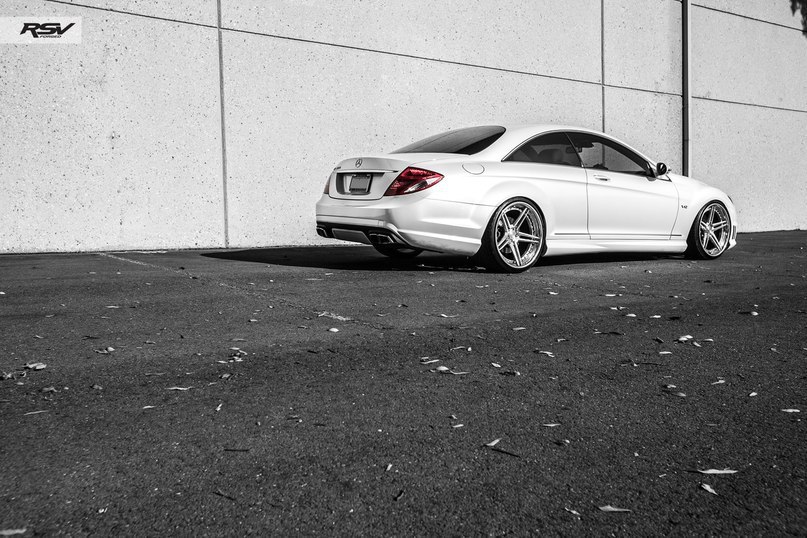 Mercedes-Benz CL 600. - 8