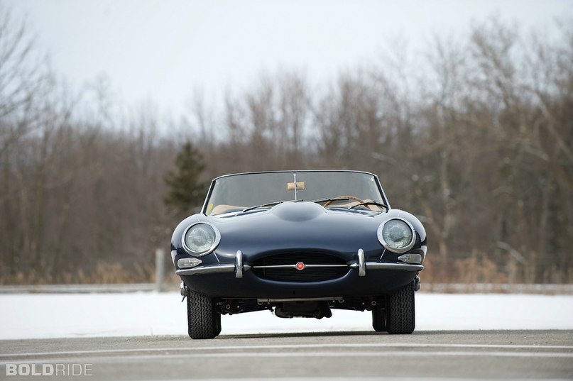 1961 Jaguar Series 1 E-Type Roadster. - 2