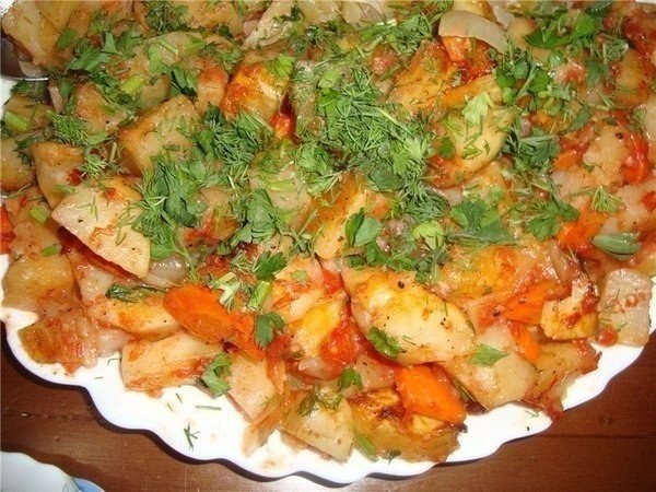 Наивкуснейшая картошка в духовке! Фирменный рецепт.Ингредиенты:-Картофель 5 крупных шт.-Лук репчатый ...