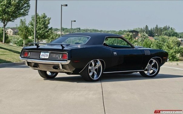 Plymouth Barracuda 383 Coupe - 4