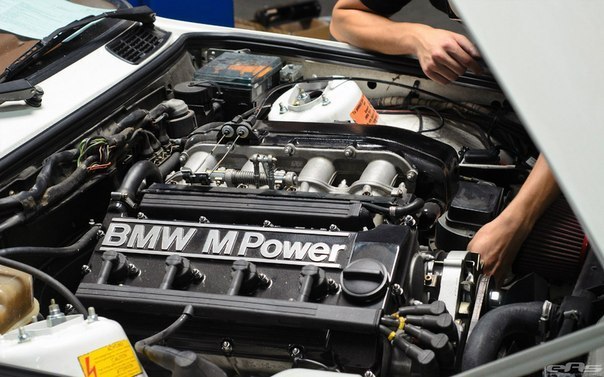 BMW M3        BMW 3 ,  BMW Motorsport GmbH. BMW M3 (E30) ... - 8