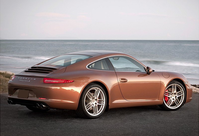 Porsche 911 Carrera S - 2