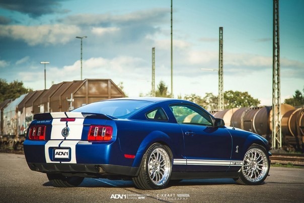 Ford Mustang GT500 - 5