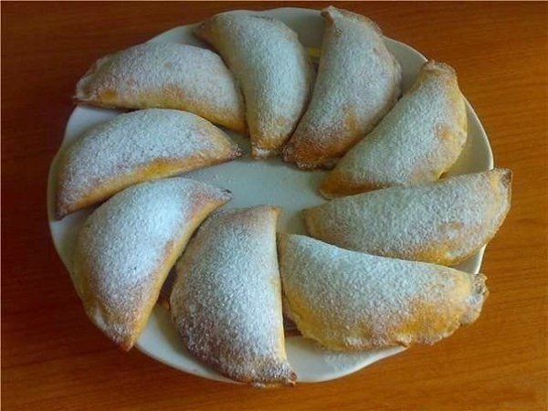 Пирожки "Бананчики" Ингредиенты: 200 гр. сливочного масла или маргарина 100 гр. сметаны ...