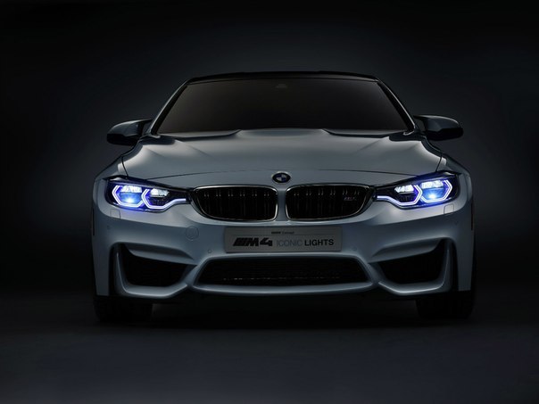 BMW M4 Concept Iconic Lights - 6