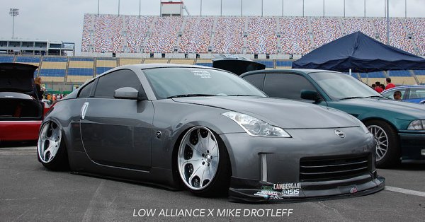 Nissan 350Z.