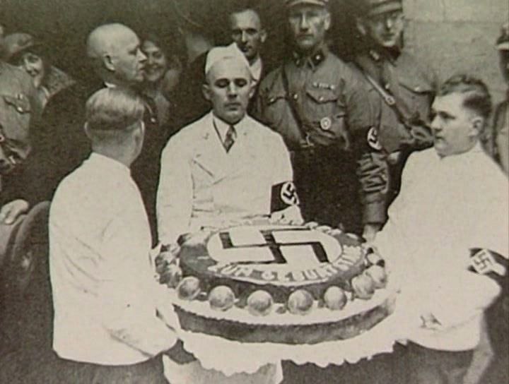   .(Hitler's Secret Diaries)20  1945 .     ... - 2