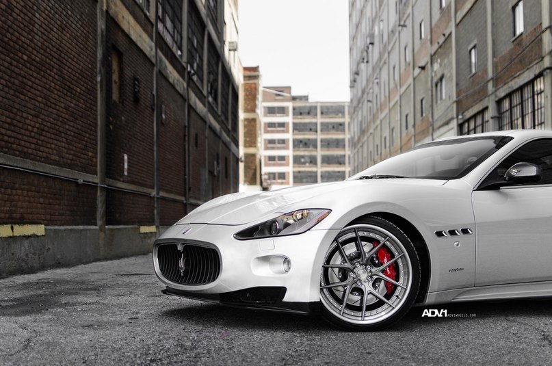Maserati GranTurismo. - 5
