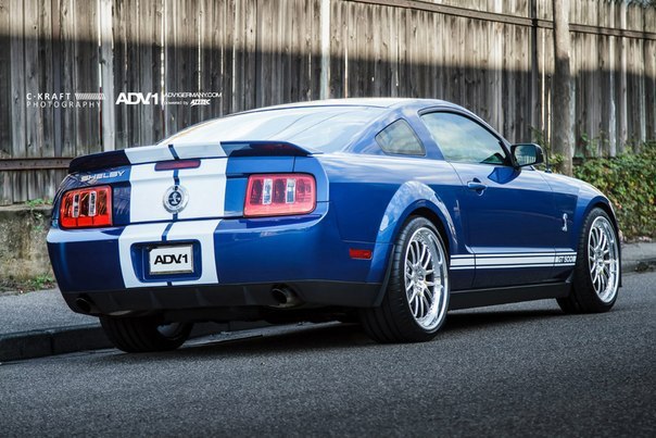 Ford Mustang GT500 - 7