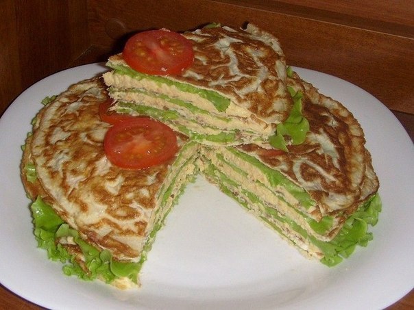 Торт белковый. 100 гр - 88 Ккал.Ингредиенты: белки 8 шт.+ 1 целое яйцо, куриное филе 4 шт или 800 ...