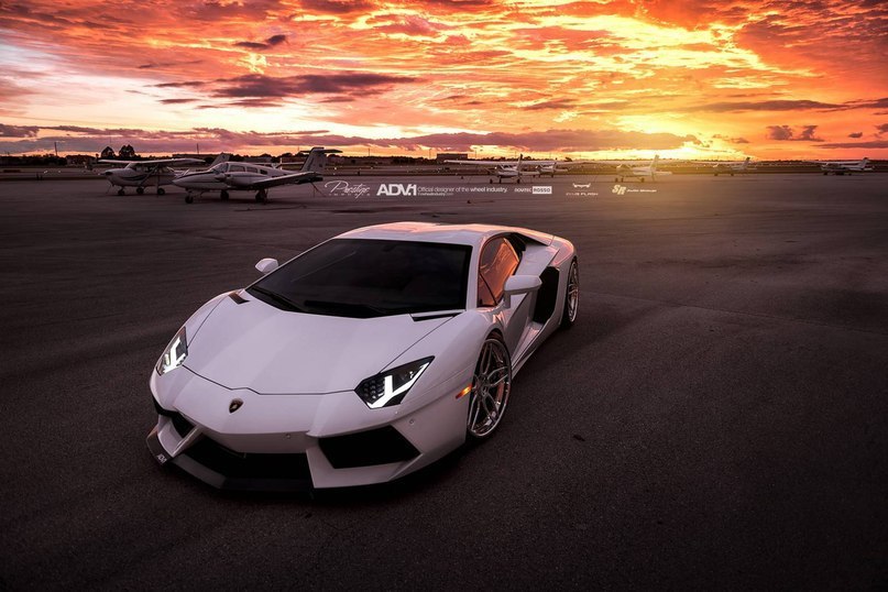 Lamborghini Aventador LP700-4. - 5