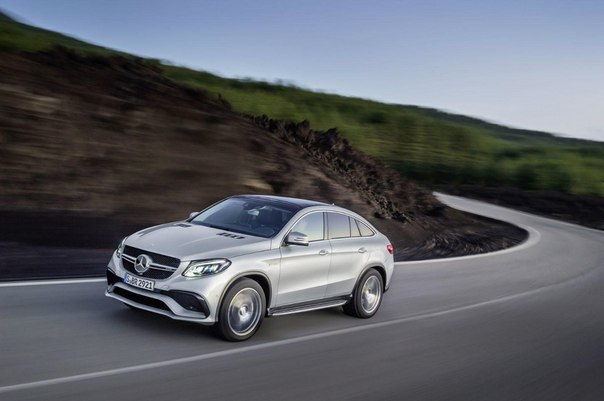 Mercedes-AMG GLE 63 S Coupe.5.5 V8: 585 .. : 760   : 4.2 ... - 3