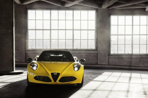 Alfa Romeo 4C Spider - 4