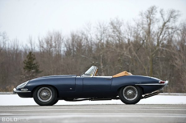 1961 Jaguar Series 1 E-Type Roadster. - 3