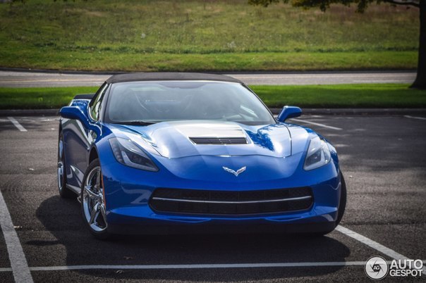 Chevrolet Corvette C7 Stingray Convertible - 4