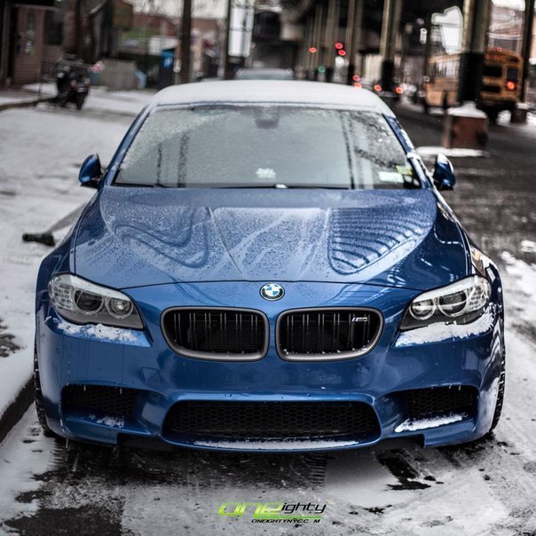 BMW - 4