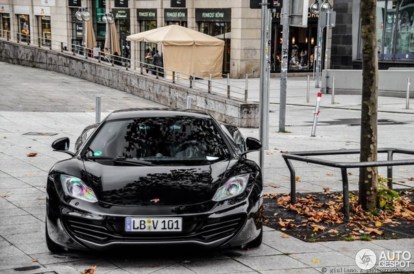 McLaren 12CMcLaren MP4-12C - 2