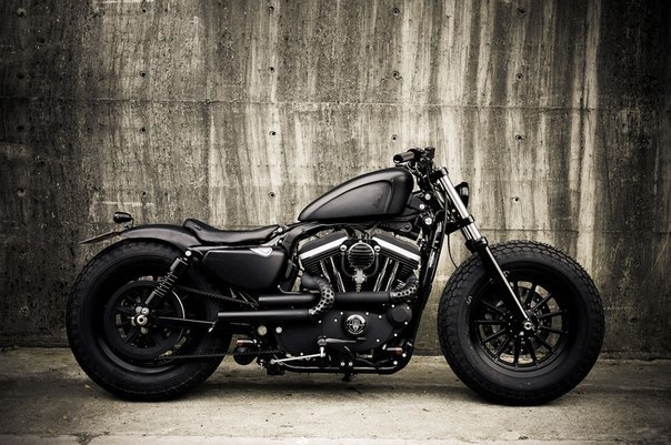 Harley-Davidson 883 Sportster - 3