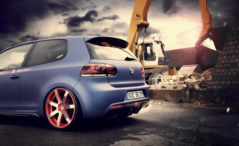 Volkswagen Golf GTI. - 4