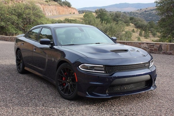 Charger SRT Hellcat