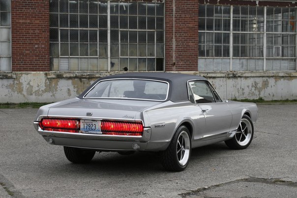 1967 Mercury Cougar - 2