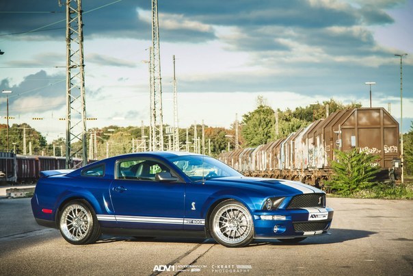 Ford Mustang GT500 - 2